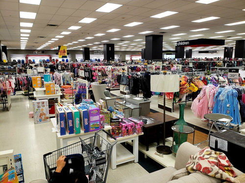 美股Z系列 | TJX 美國(guó)折扣零售巨頭，艾森絲服飾引領(lǐng)‘撿漏’風(fēng)潮